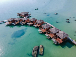 Rocks Beach Boutique